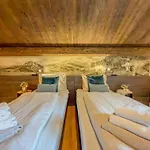Nockberge Chalet *